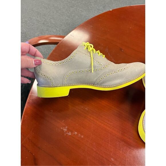 Cole Haan Tan & Yellow Suede Ladies Wing Tips sz 10 - Picture 7 of 8